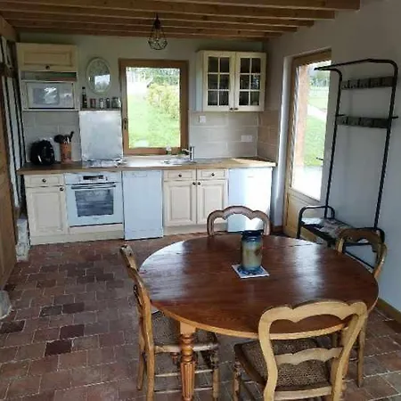 ラグジュアリーテント Tonneaux Normands Insolites *