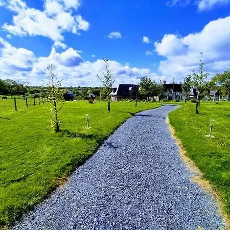 ラグジュアリーテント Tonneaux Normands Insolites Livarot-Pays-d'Auge